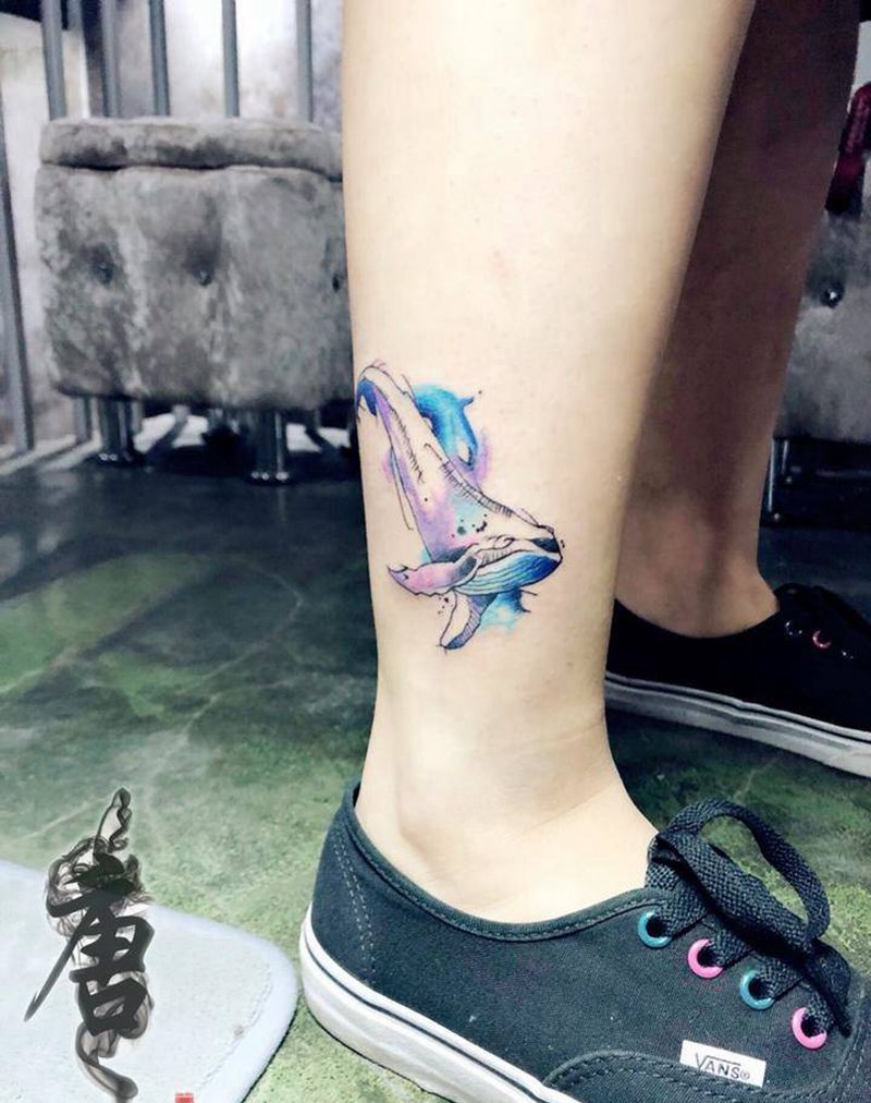 泼墨小鲸鱼纹身图片_成品纹身图案