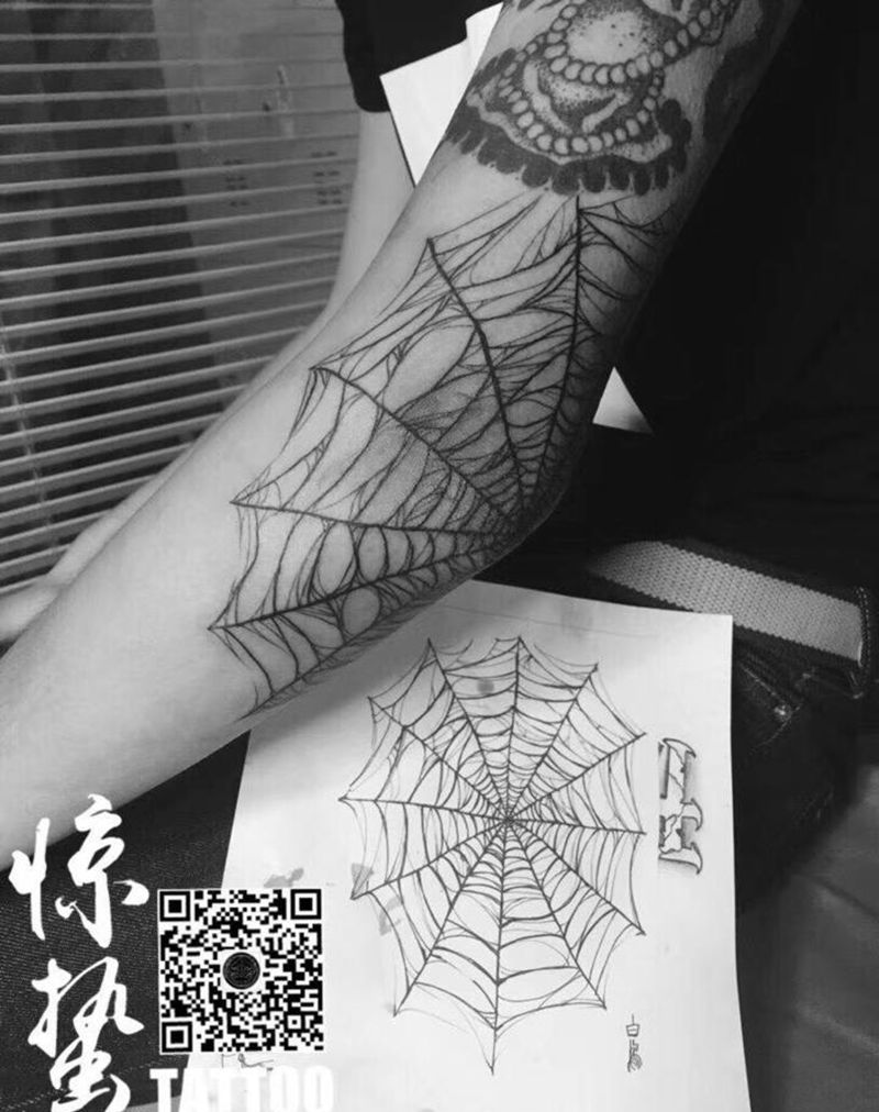 蜘蛛网纹身图片