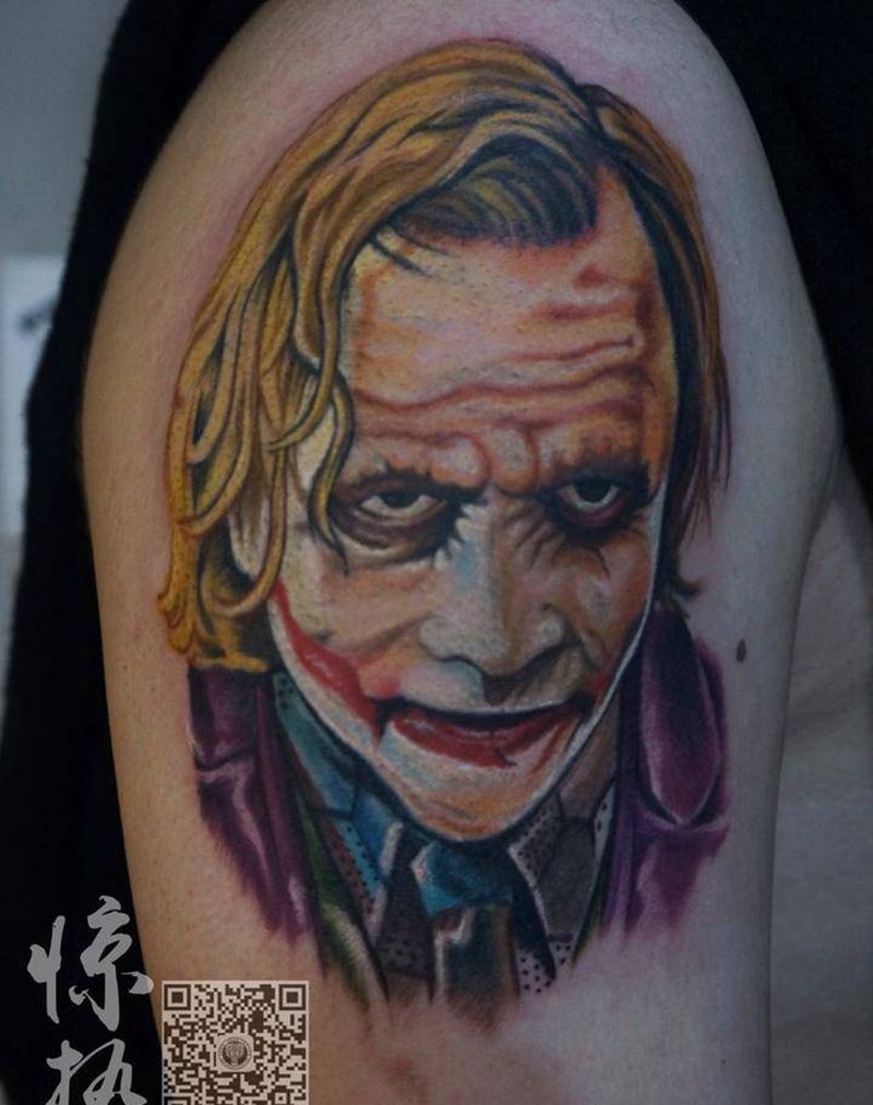 彩色写实人像小丑男纹身图片