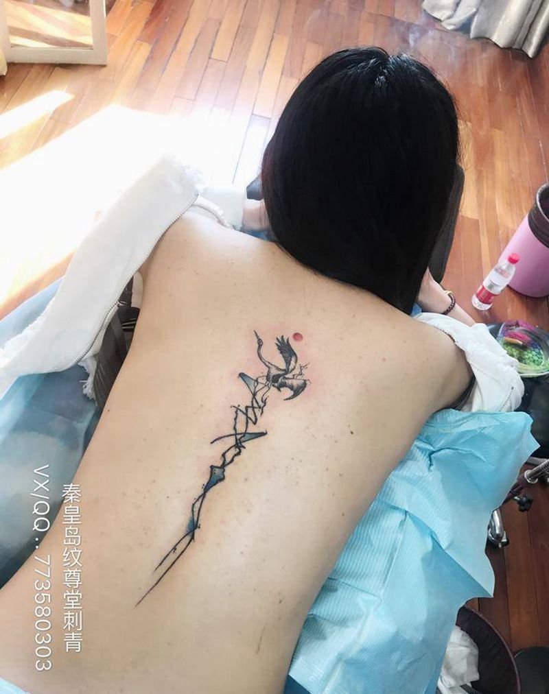 女神版水墨风格仙鹤纹身图片