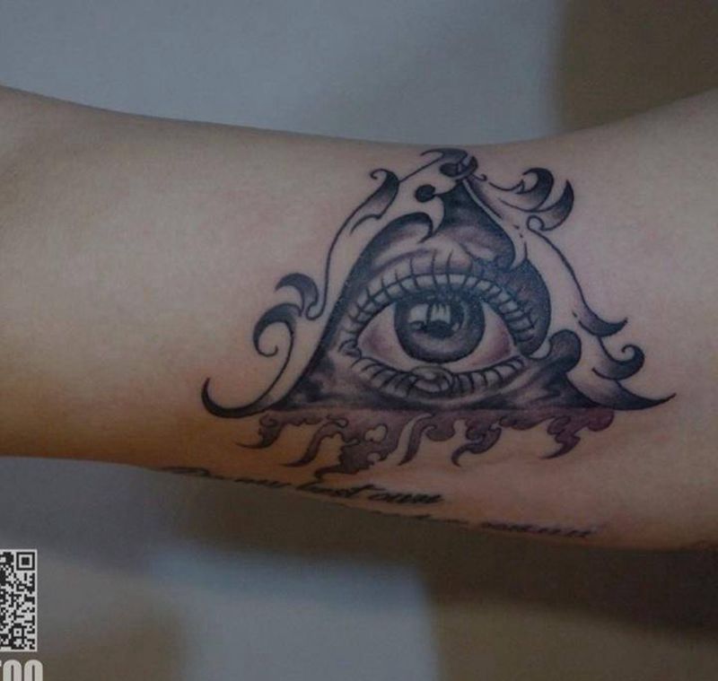 上帝之眼纹身图片_成品手臂欧美惊蛰刺青原创纹身图案