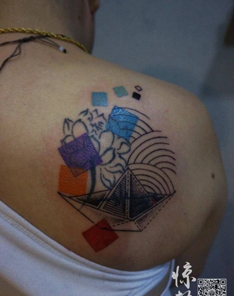 一帆风顺纹身图片_成品肩部清新几何原创惊蛰刺青纹身图案