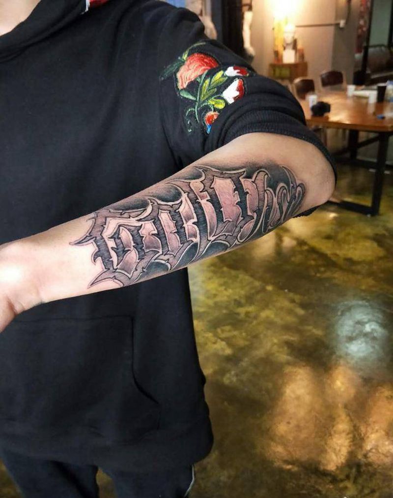 花体字～鹤泽纹身图片