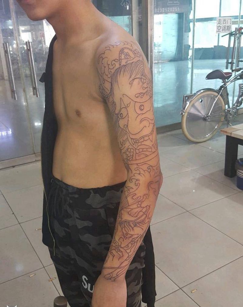 花臂线条纹身图片