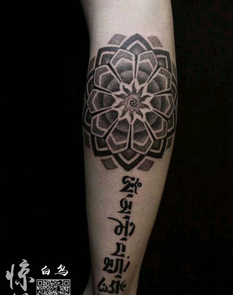 小腿点刺纹身图片_腿部图腾点刺纹身图案