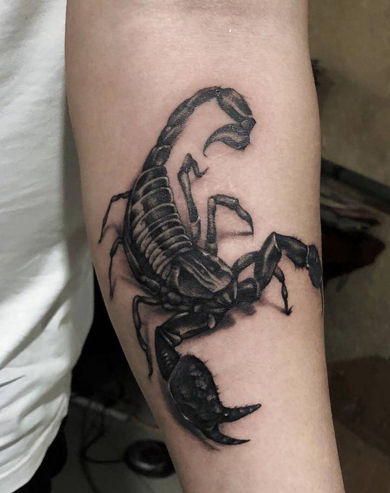 蝎子纹身图片_手臂纹身图案