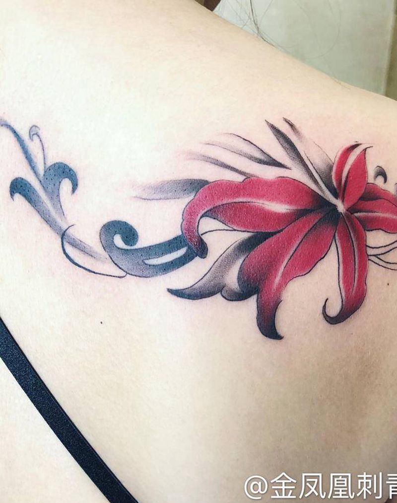 彼岸花纹身图片_背部纹身图案