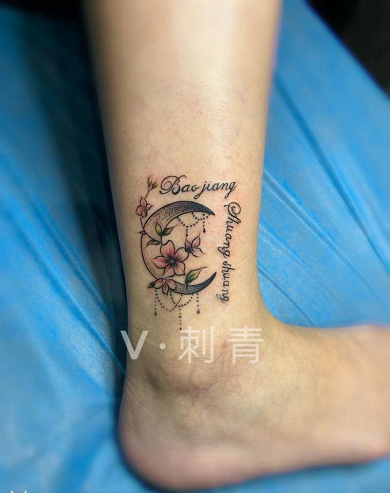 脚踝小清新纹身图片_脚部腿部点刺水彩纹身图案