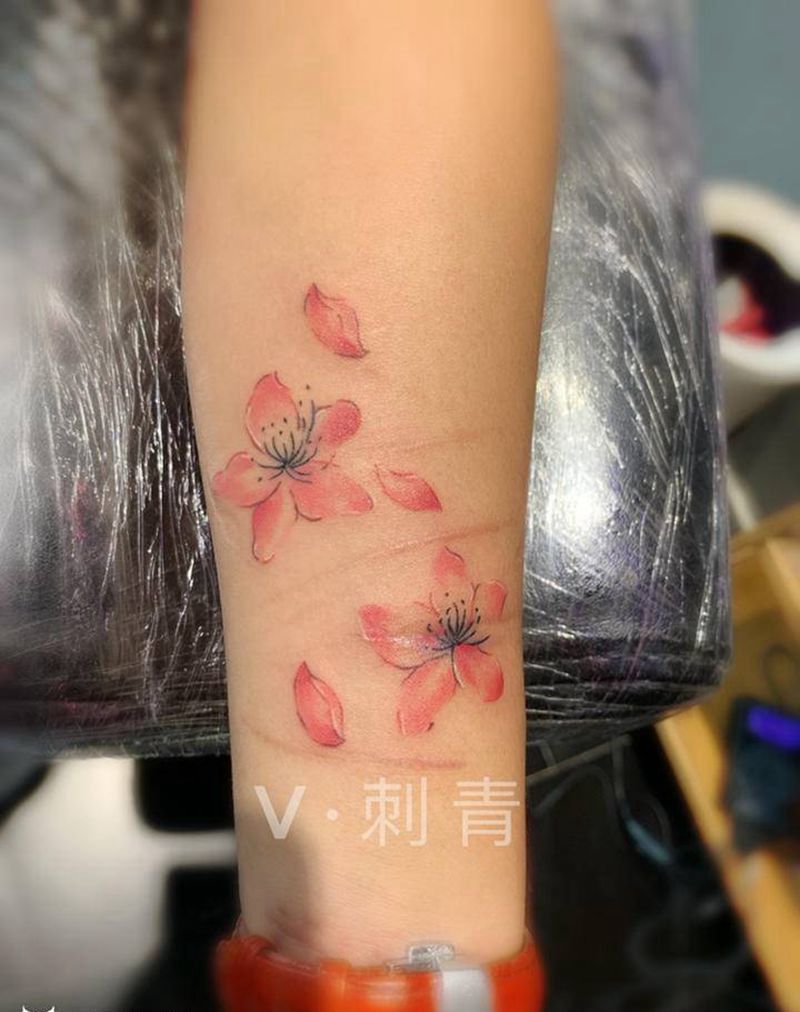 遮盖疤痕纹身图片_手臂手部新传统纹身图案