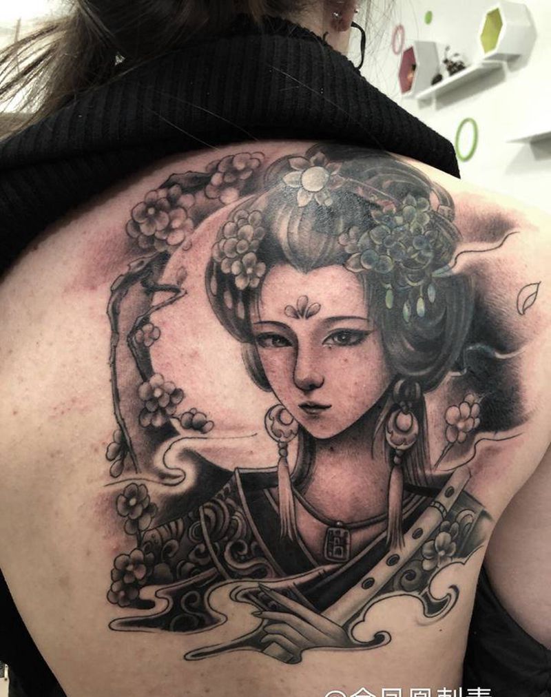 遮盖纹身图片_背部纹身图案