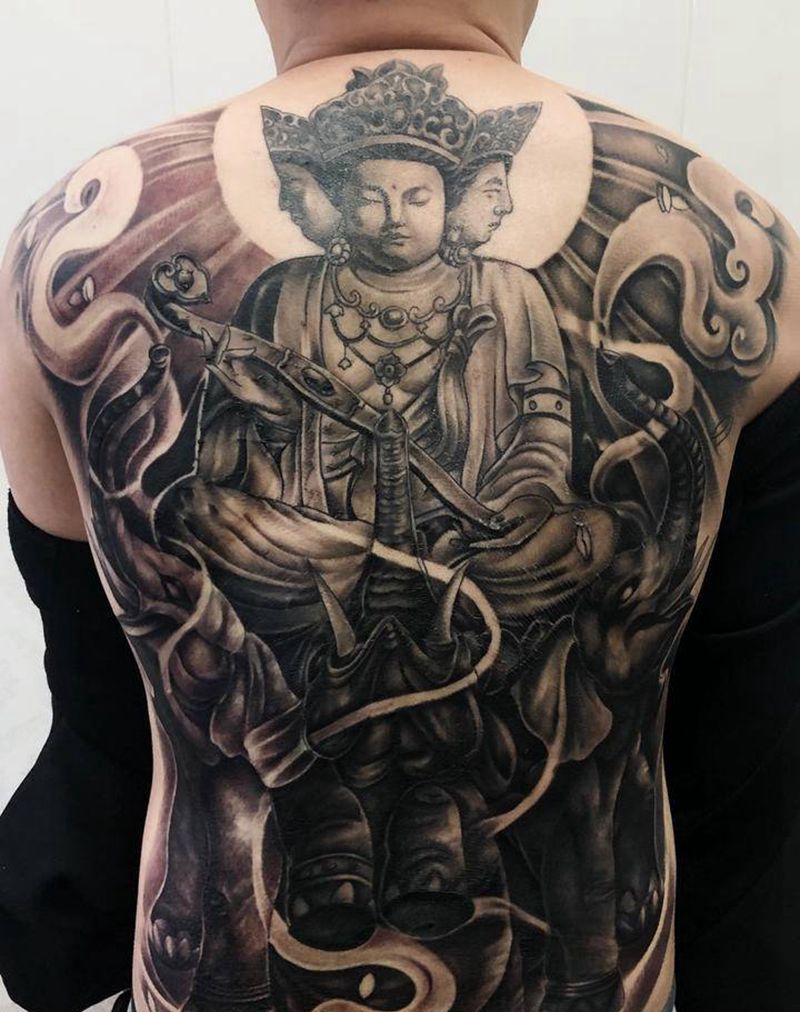 普贤纹身图片_背部纹身图案