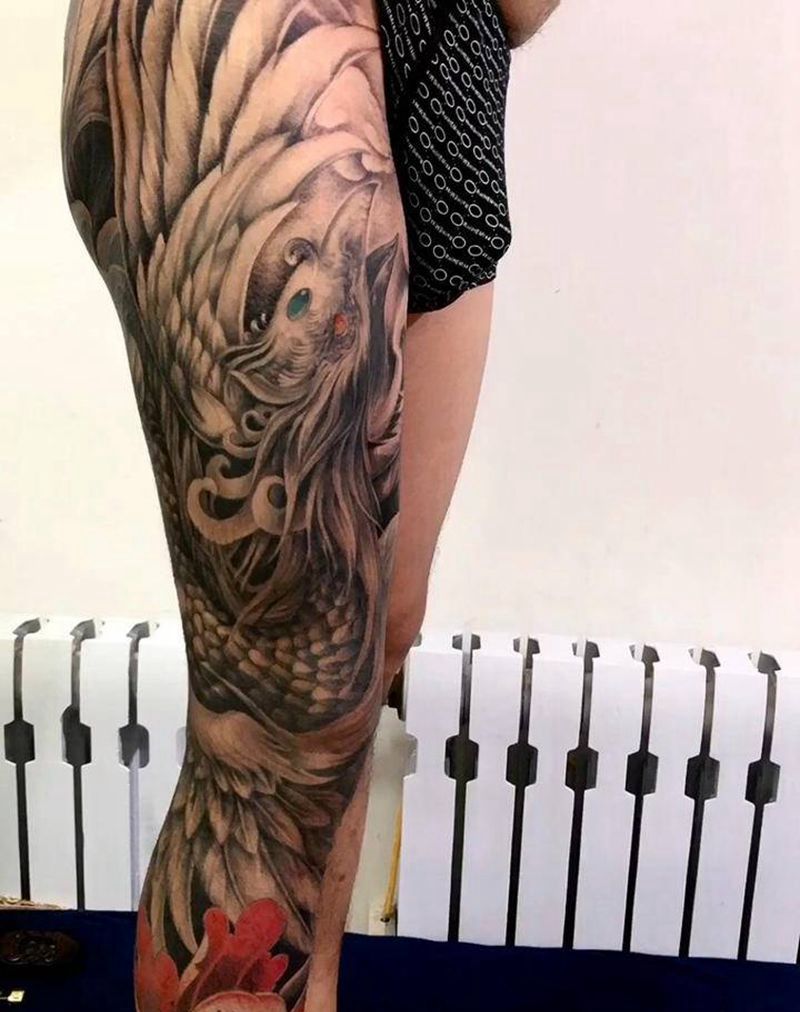 凤凰花腿纹身图片_腿部纹身图案