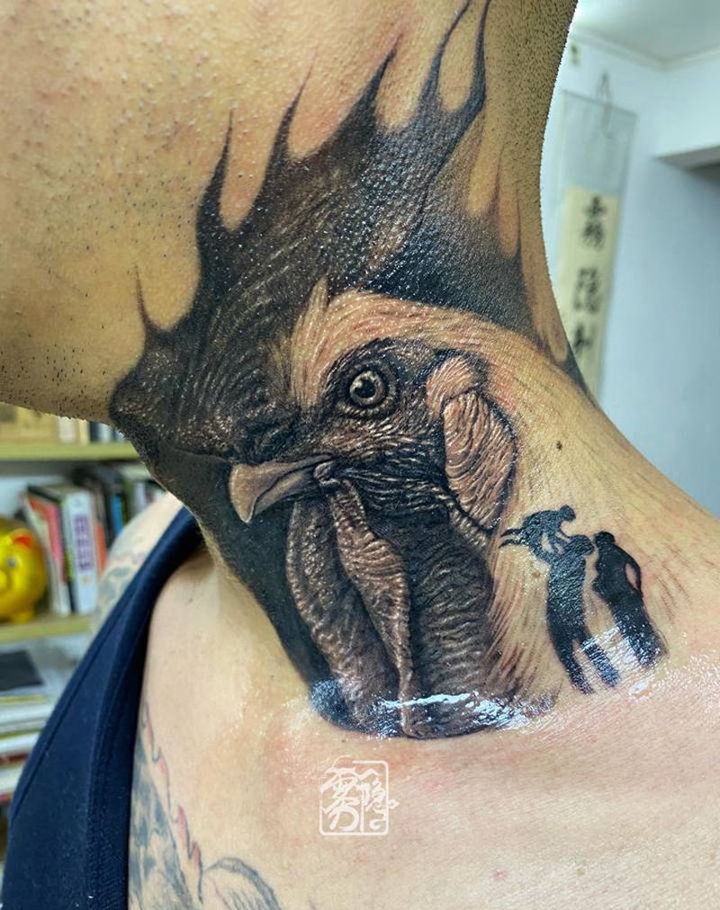 雄鸡纹身图片_颈部欧美写实雄鸡纹身图案