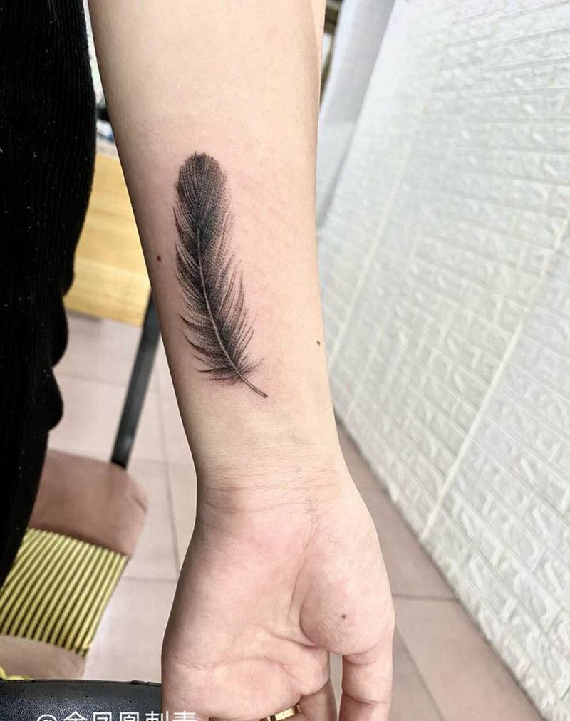 羽毛纹身图片_手臂纹身图案