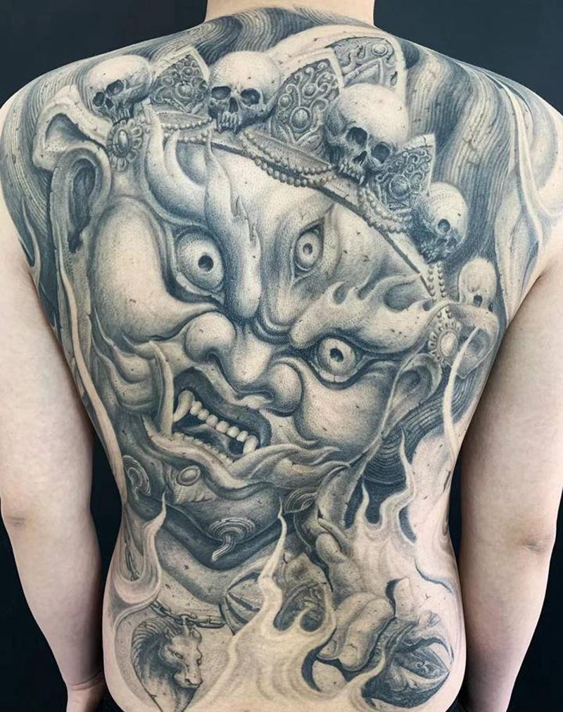 大黑天纹身图片_背部纹身图案