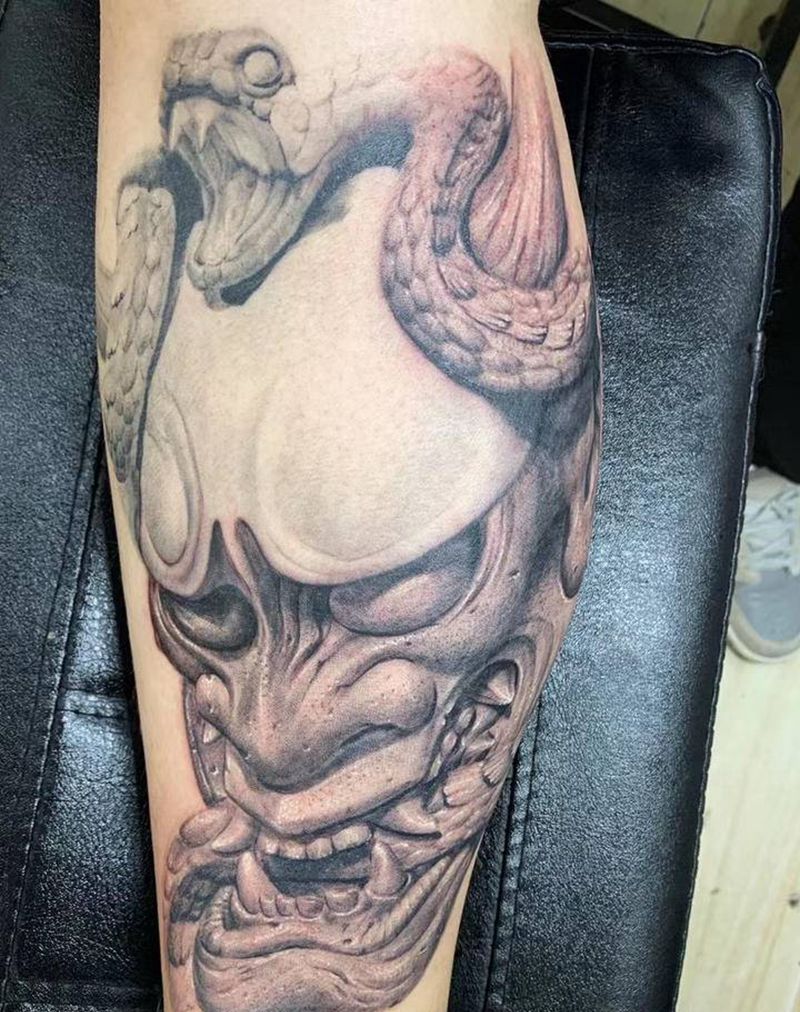 般若纹身图片_腿部纹身图案