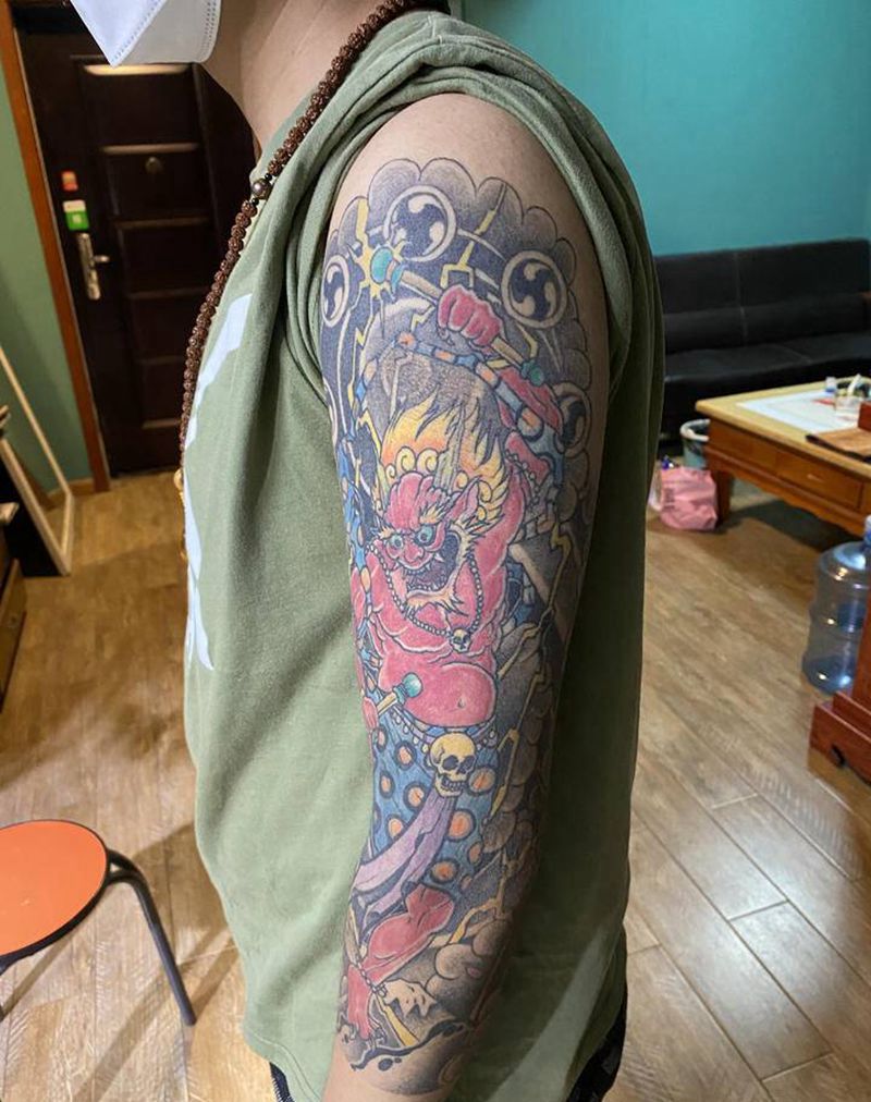 徒弟去年做的纹身图片_手臂新传统纹身图案