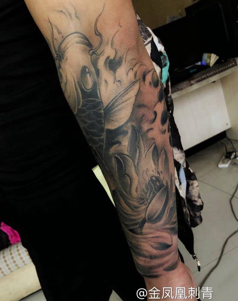 伤疤遮盖纹身图片