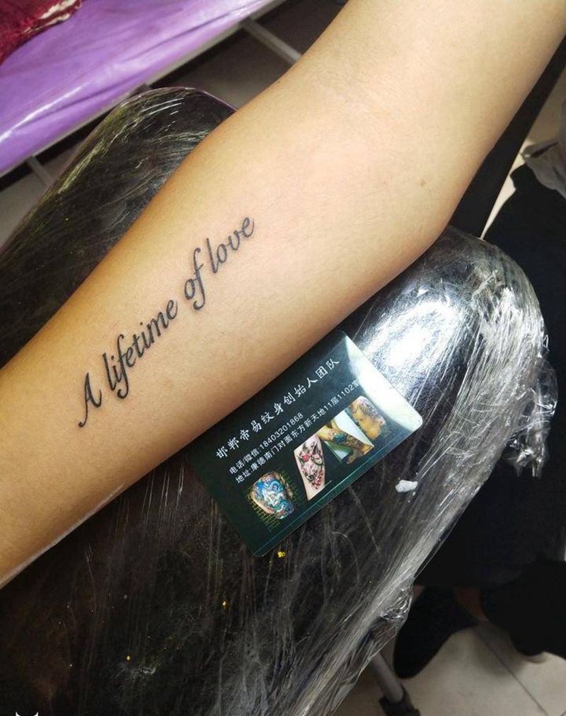 字母纹身图片_Old SchoolNew School英文字母纹身图案