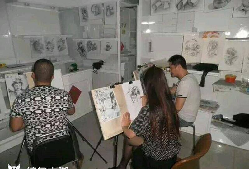 徒弟们学习纹身图片