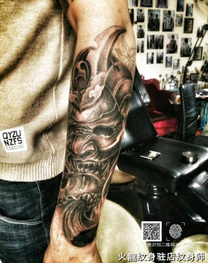 鬼武士纹身图片