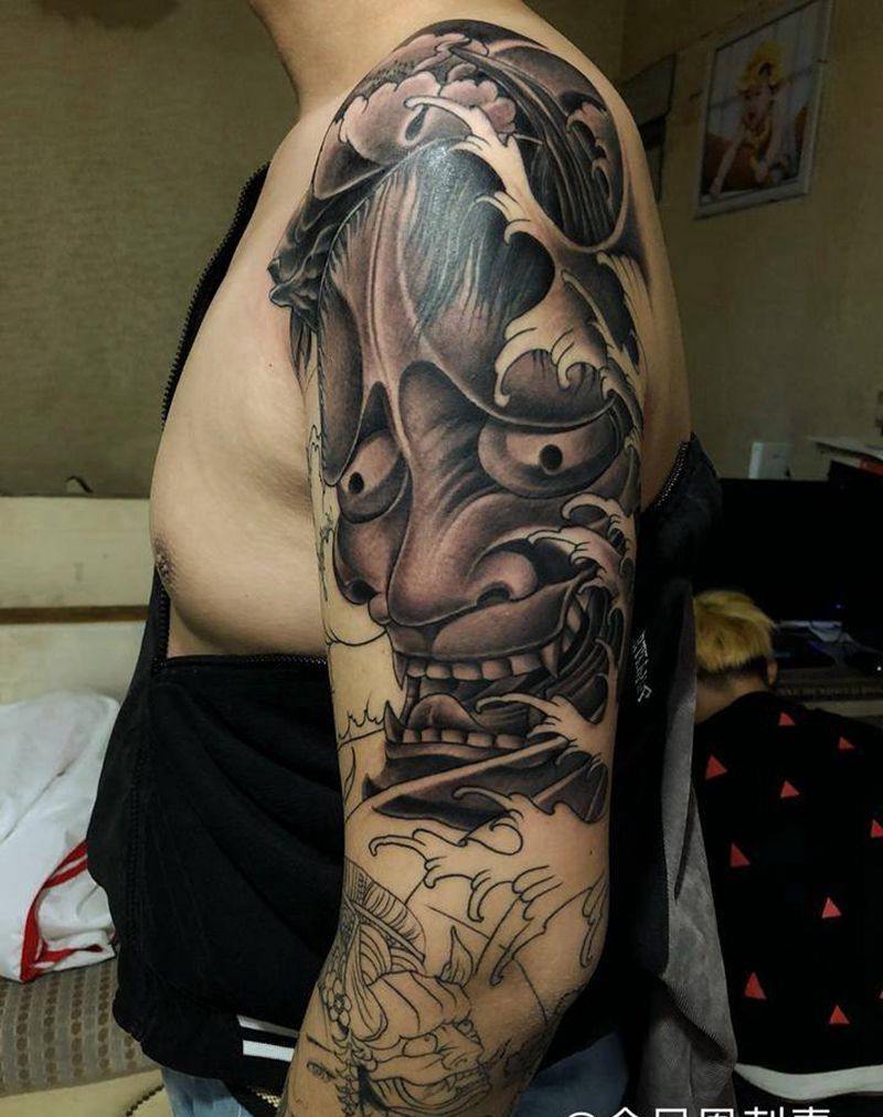 花臂遮盖未完待续纹身图片