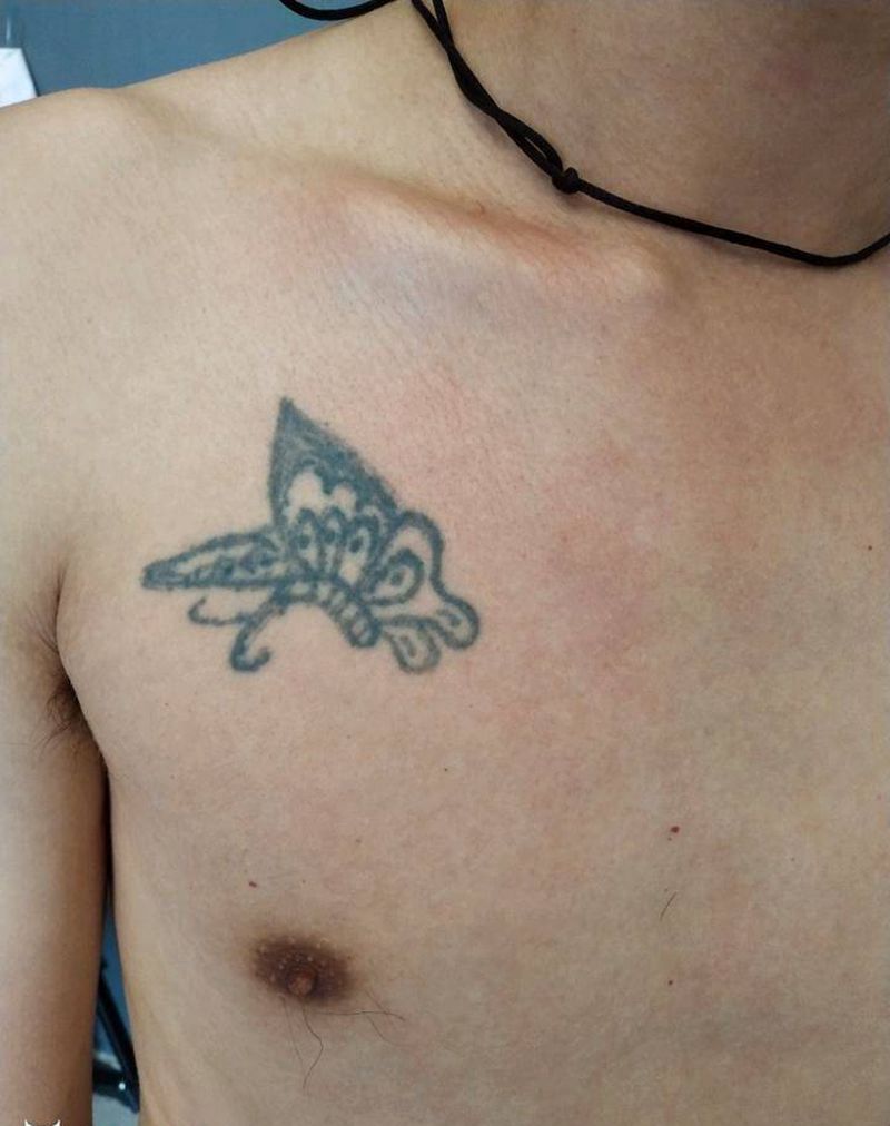 光屁股天使遮盖纹身图片_胸部欧美写实Old School天使纹身图案