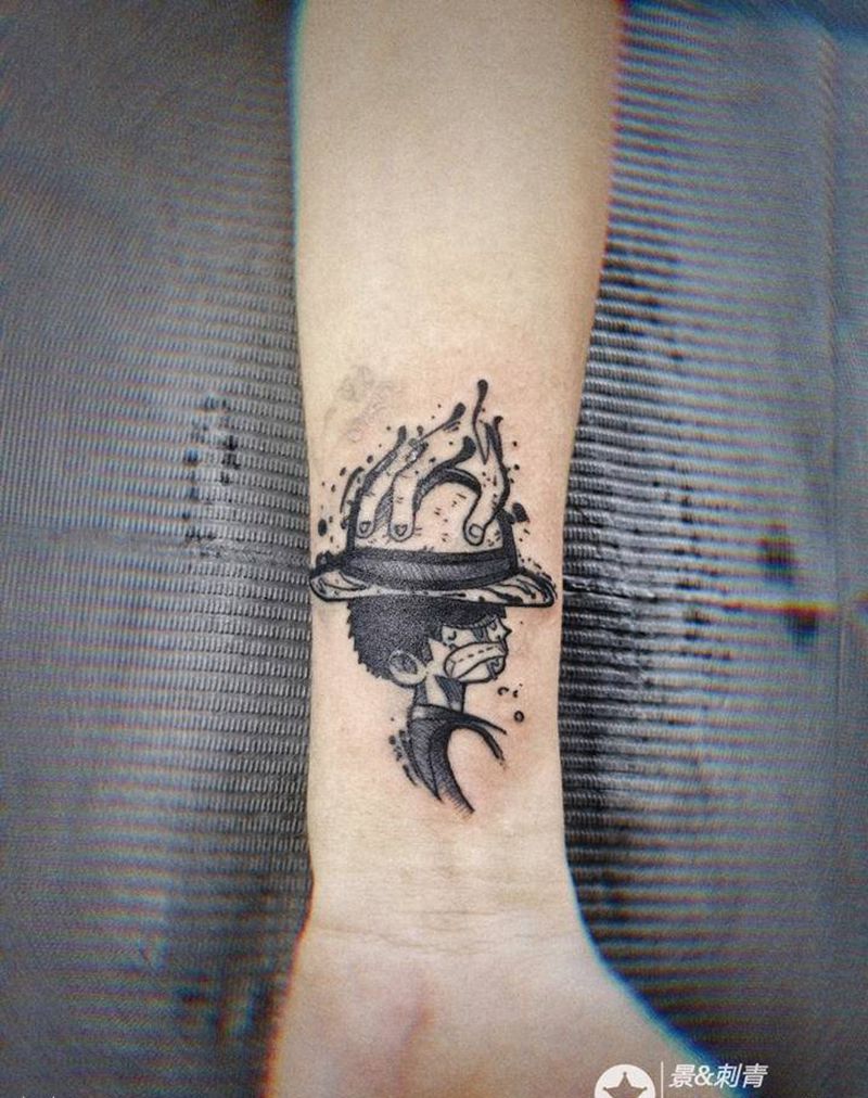 路飞纹身图片_手臂纹身图案