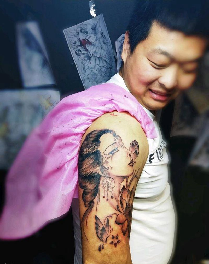 艺妓纹身图片_肩部传统人物成品纹身图案