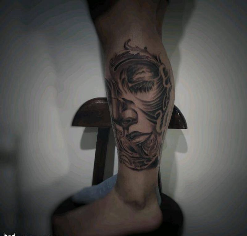 小腿写实纹身图片_腿部欧美写实纹身图案