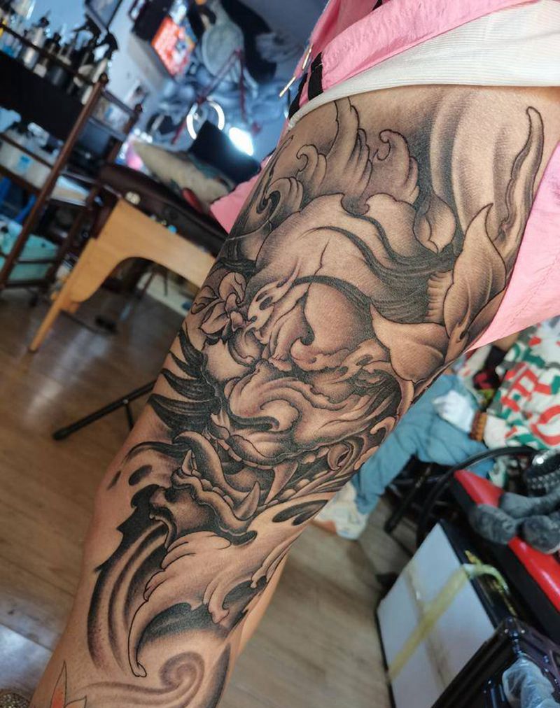 大腿般若纹身图片_腿部新传统纹身图案