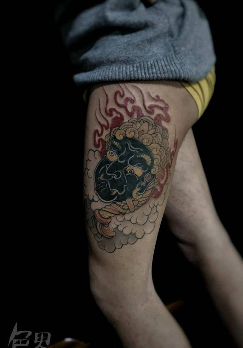不动明王纹身图片_腿部老传统纹身图案
