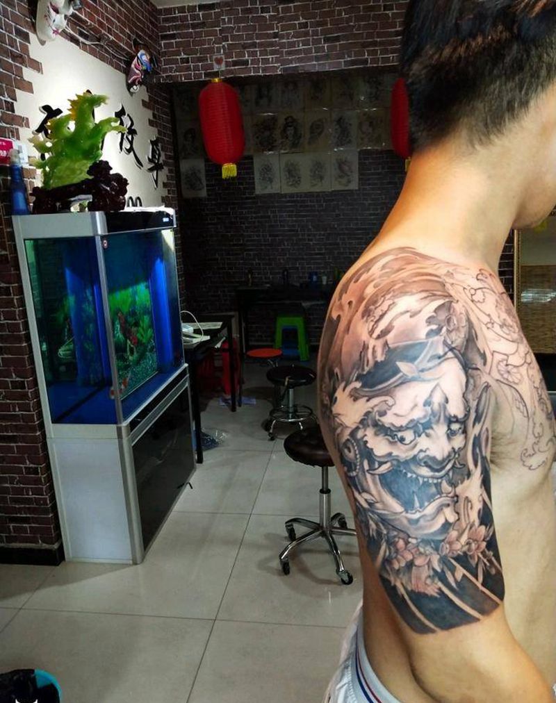 般若纹身图片_肩部传统鬼神成品纹身图案