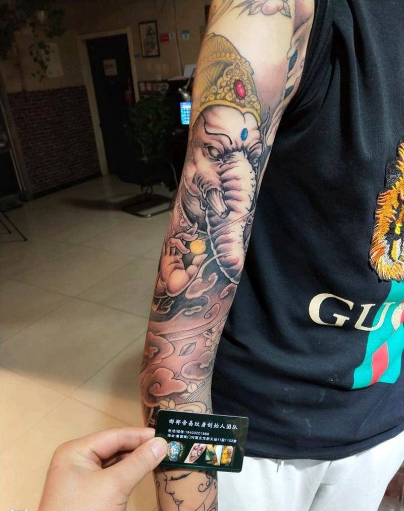 象神纹身图片_手臂新传统花臂纹身图案