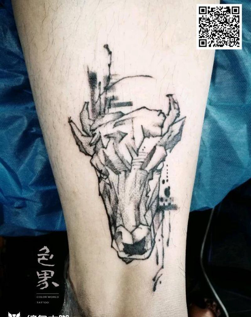 写意几何牛纹身图片