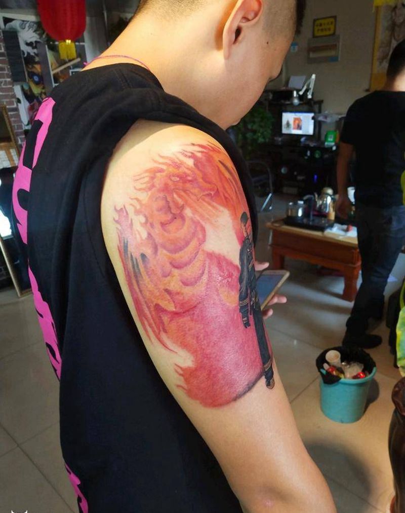 消防员纹身图片_肩部欧美写实纹身图案