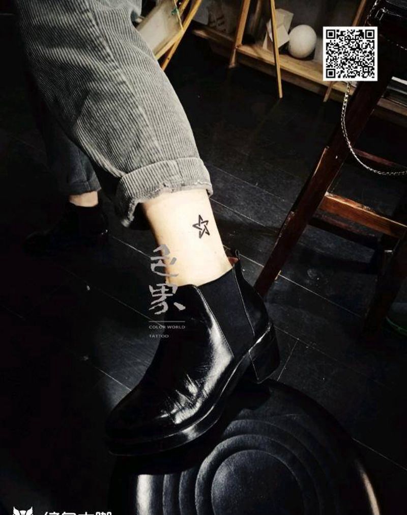 脚腕小清新纹身图片