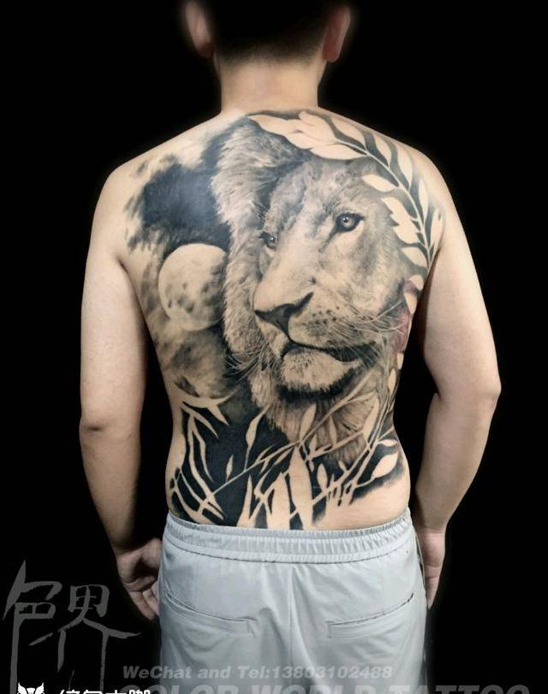狮子遮盖纹身图片