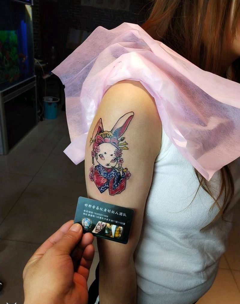 艺妓兔纹身图片_手臂新传统纹身图案