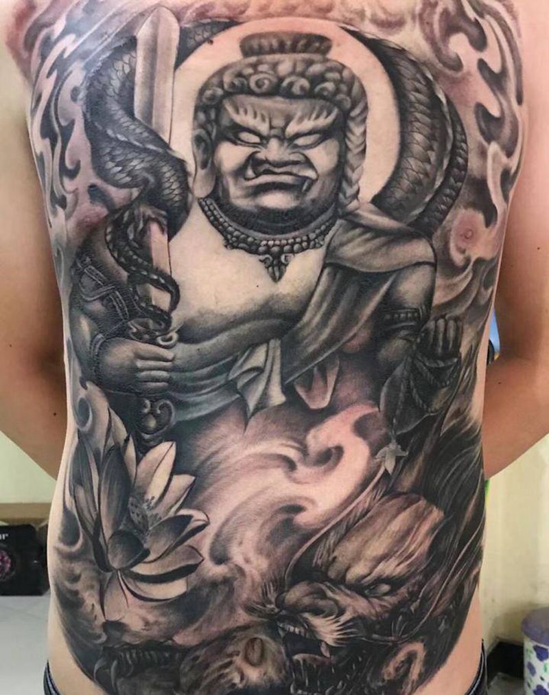 不动冥王纹身图片