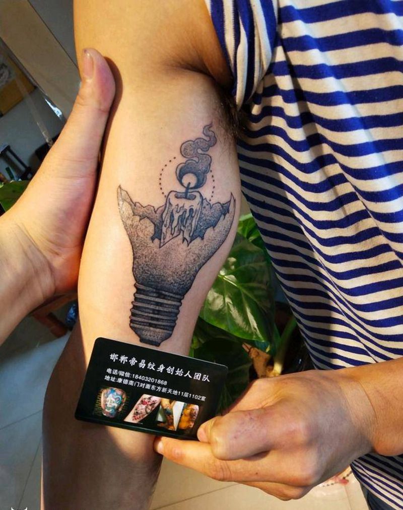 灯纹身图片_手臂欧美写实New School纹身图案