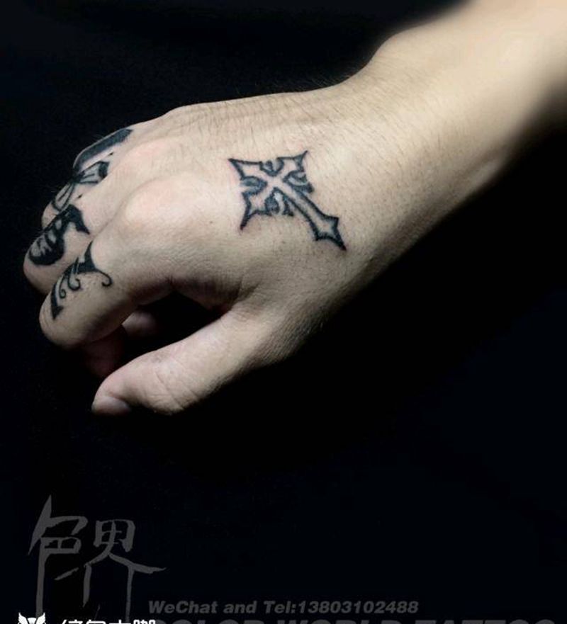 修改遮盖纹身图片