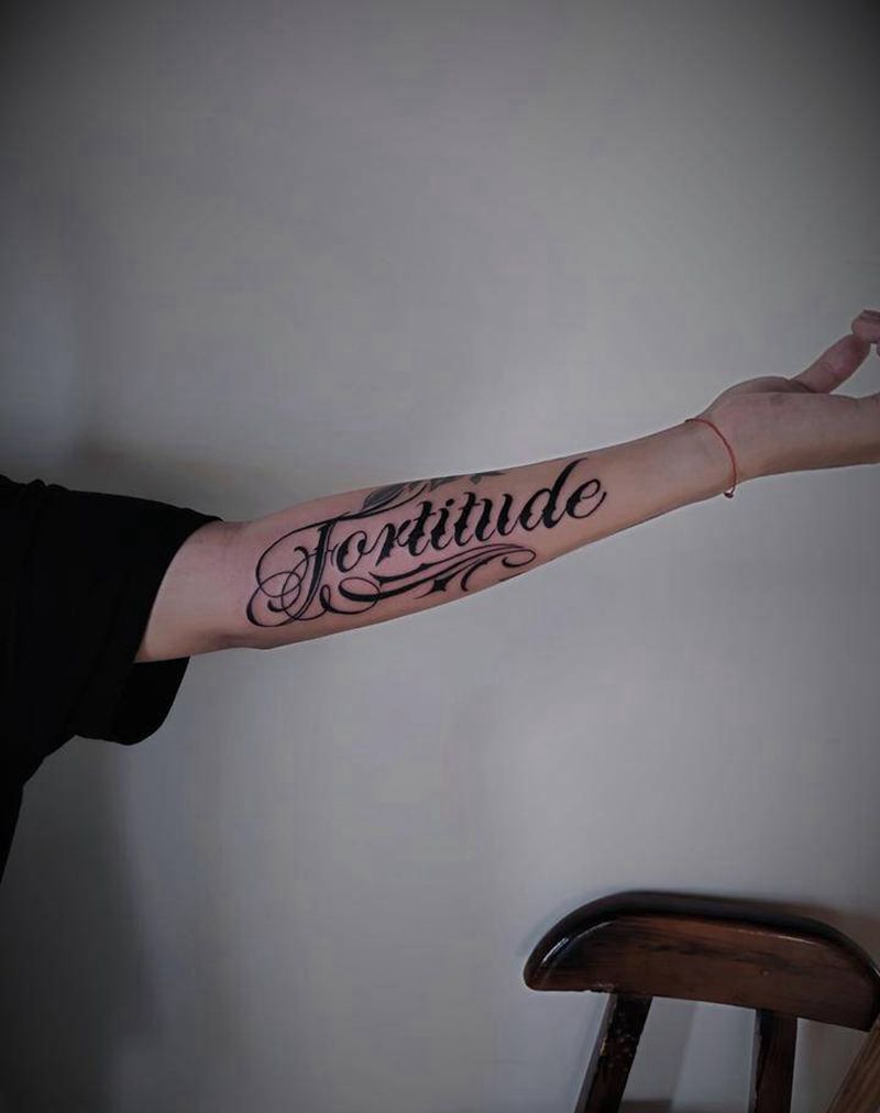 花体字纹身图片_手臂花体字纹身图案