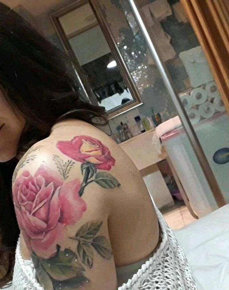 乌克兰美女买家秀纹身图片