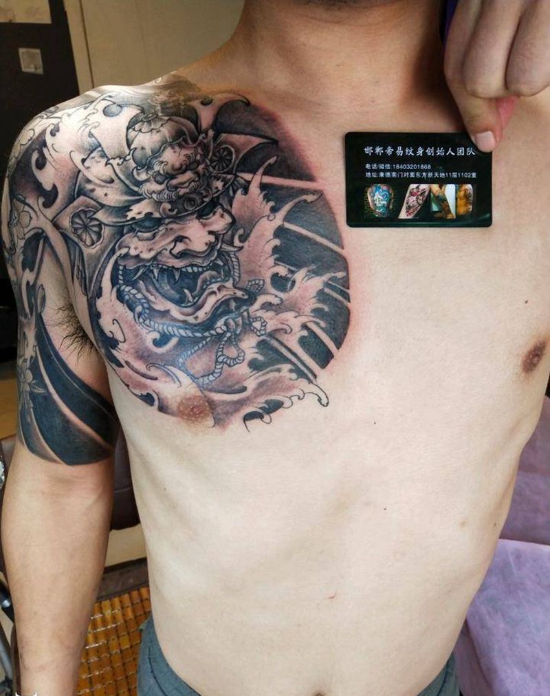 半胛纹身图片_胸部手臂传统人物纹身图案