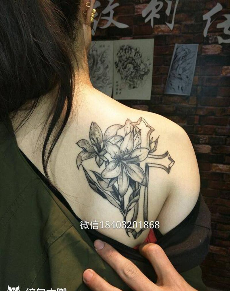 十字架百年好合纹身图片