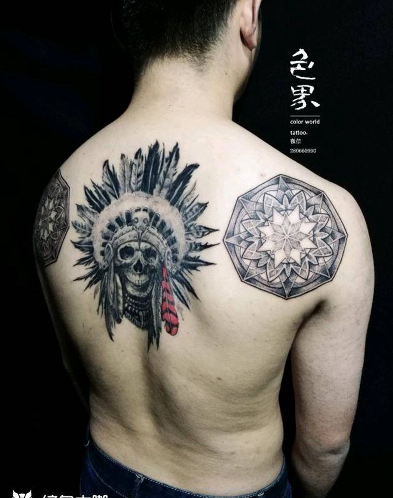 点刺半背未完待续纹身图片