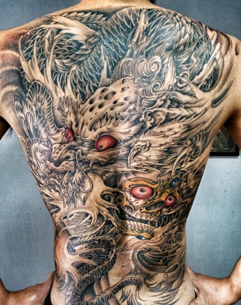 满背龙.嘎巴拉纹身图片