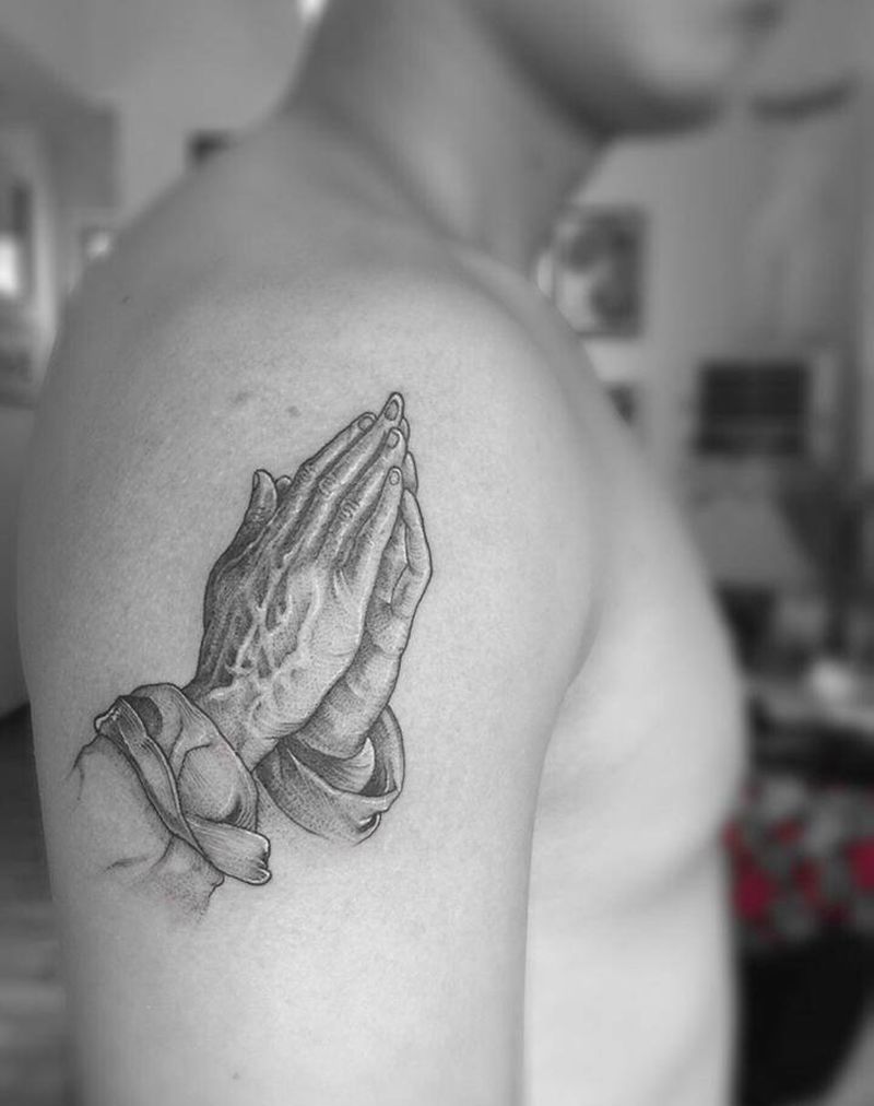 祈祷之手纹身图片_手臂欧美纹身图案