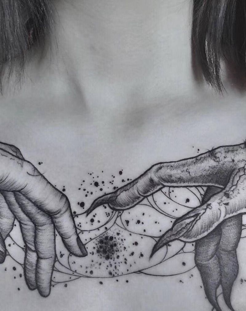 恶魔之手纹身图片_胸部纹身图案